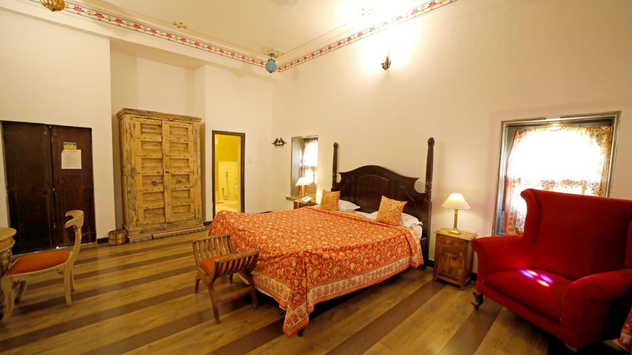 Hotel Udaigarh - Udajpur Exteriér fotografie