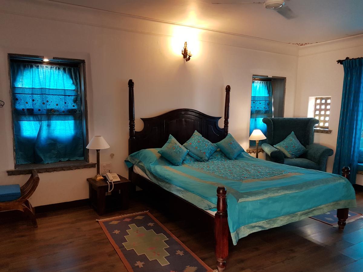 Hotel Udaigarh - Udajpur Exteriér fotografie