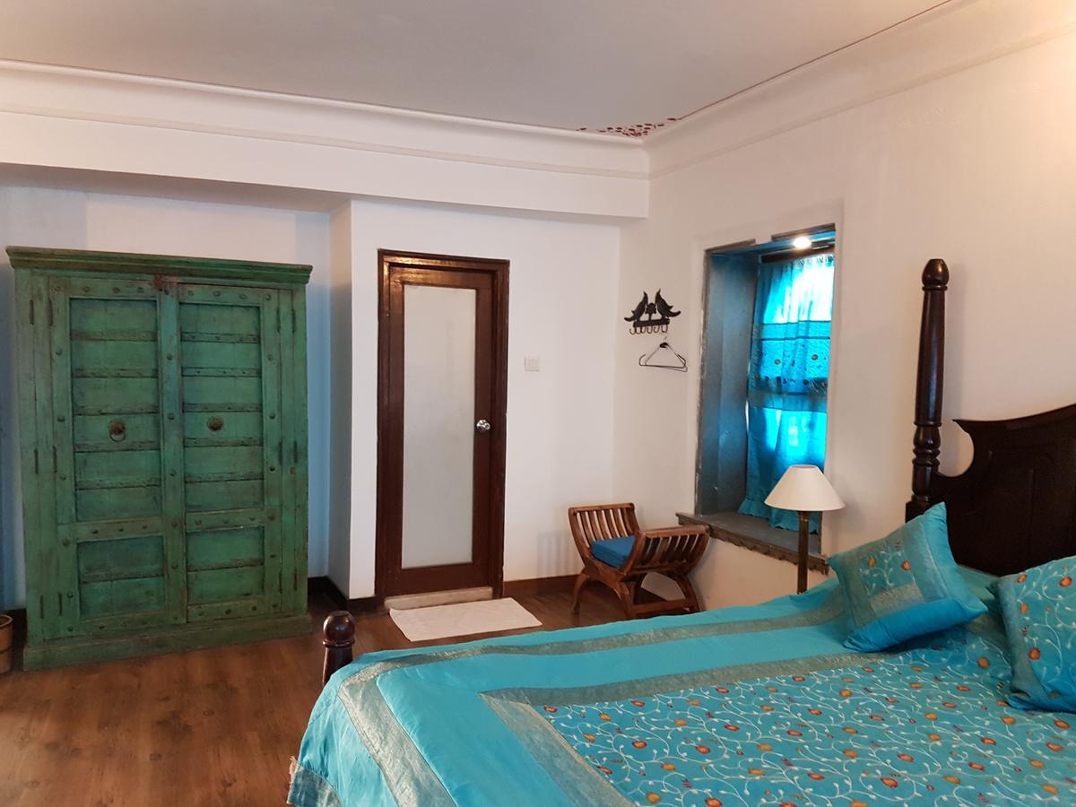 Hotel Udaigarh - Udajpur Exteriér fotografie